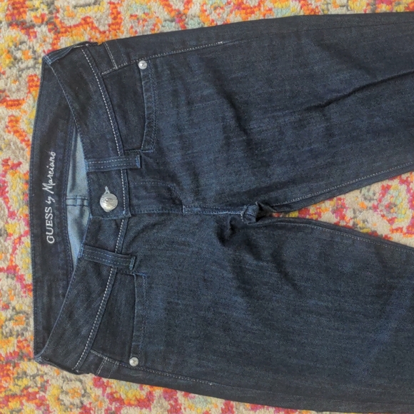 Guess Jeans - Picture 2 of 6